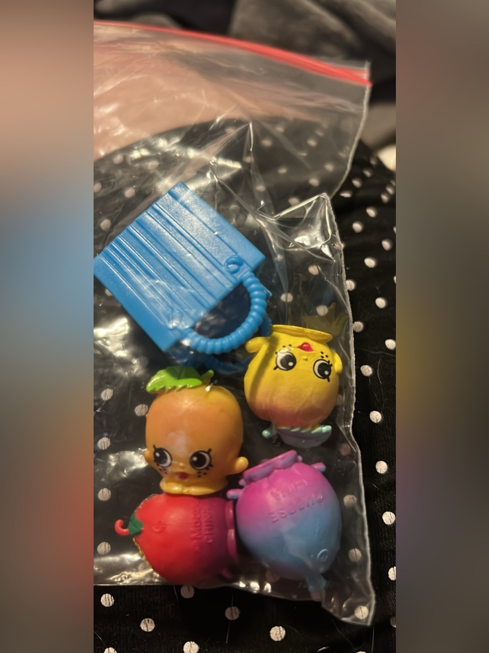 Shopkins Assorted Fruit Friends Play Set with Blue Bag